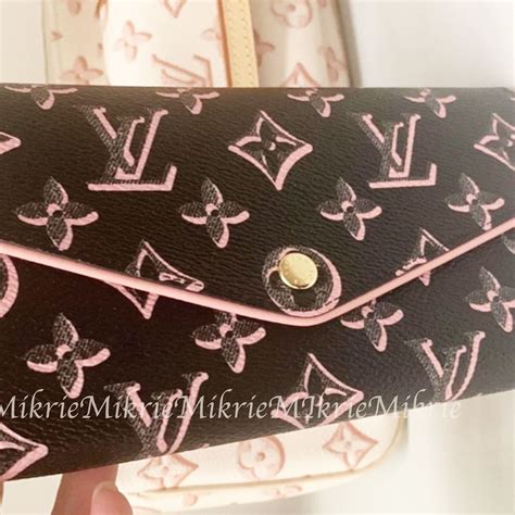 louis vuitton sarah wallet pink review